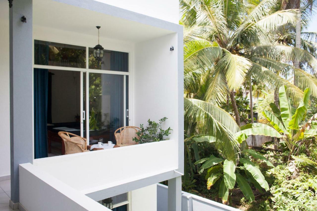 Alvas House Hotel Hikkaduwa Bagian luar foto
